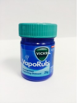 Viks VapoRub 0.88 OZ / 25 Gms