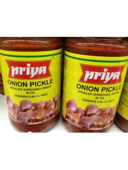 Priya Onion Pickle In Oil 10.6 OZ / 300 Gms