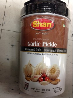 Shan Garlic Pickle  35 OZ / 1000 Gms